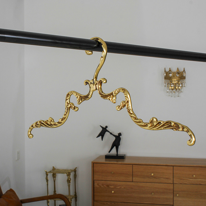 Antique Brass Hook - Vintage messing kledinghanger, premium kledingrek voor